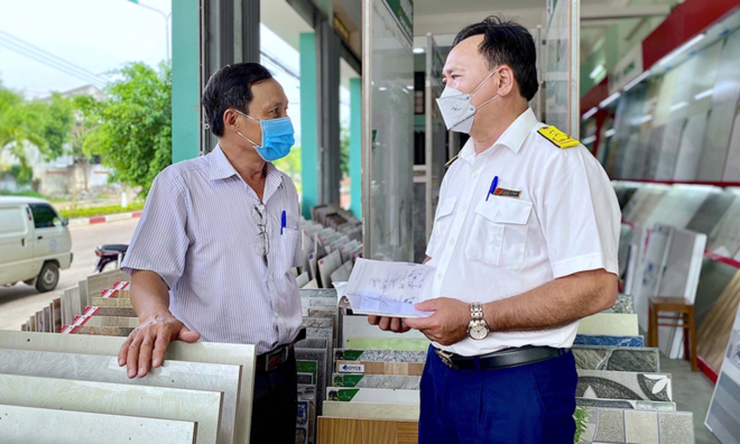 Sáu tháng đầu năm, tính riêng số tiền kiến nghị xử lý qua thanh tra, kiểm tra lĩnh vực thuế lên tới 37.494 tỷ đồng; nộp ngân sách nhà nước 6.092 tỷ đồng.