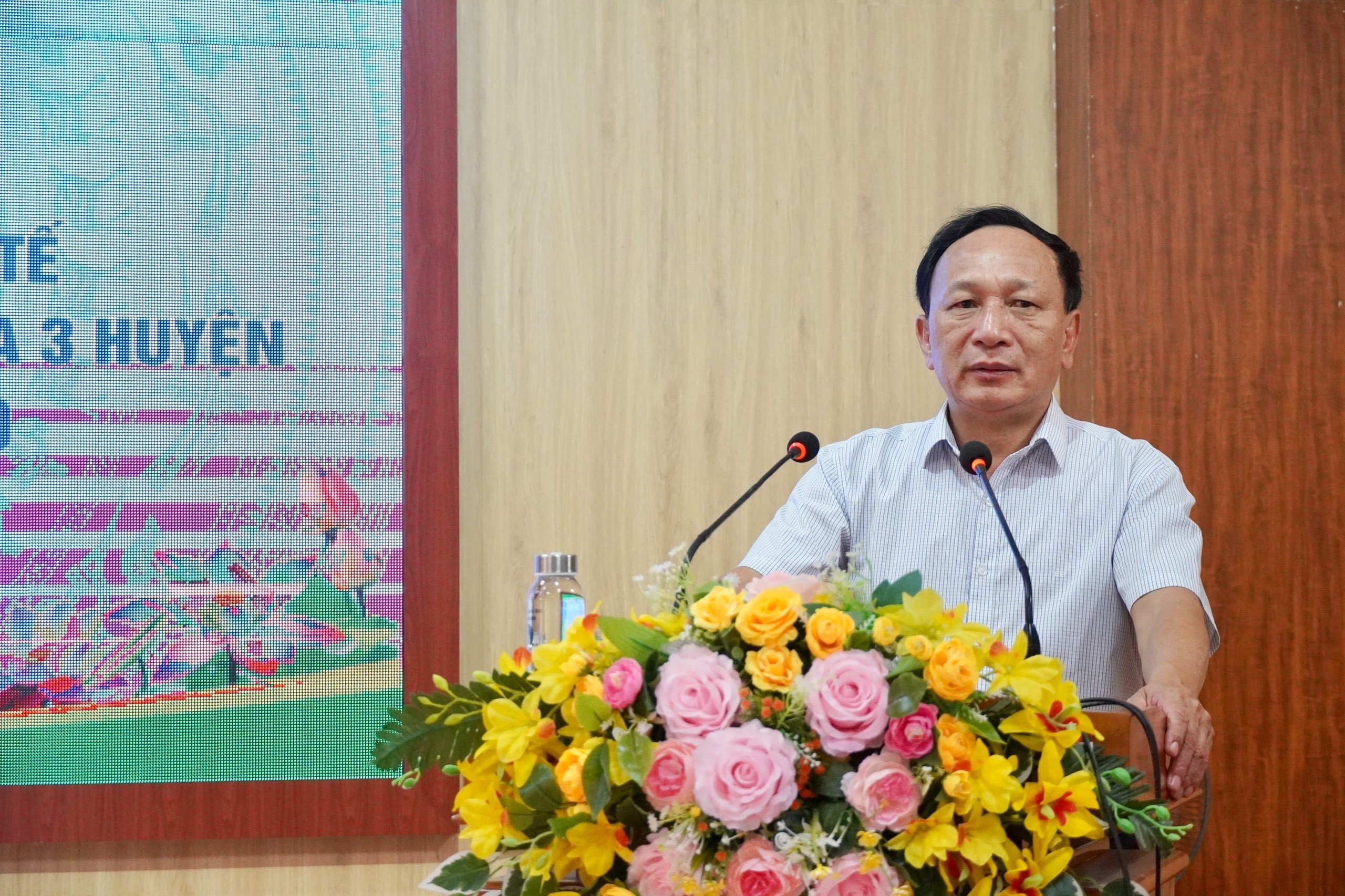 Ông Trần Hải Châu, Phó Bí thư Thường trực, Chủ tịch Hội đồng nhân dân tỉnh Quảng Bình phát biểu.