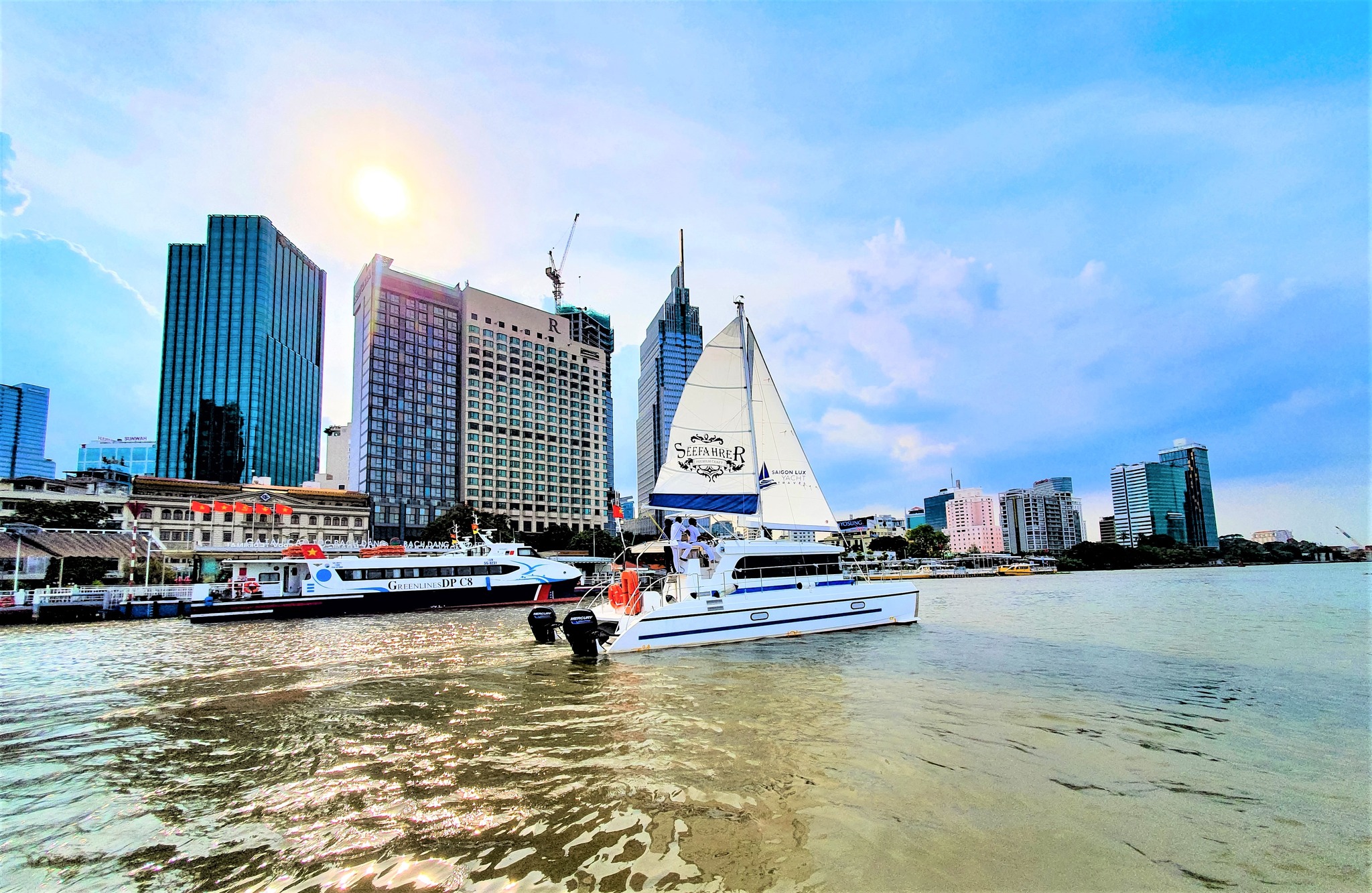 Với những thuận lợi đ&oacute;, sắp tới TP.HCM sẽ mở th&ecirc;m ba tuyến vận tải h&agrave;nh kh&aacute;ch đường thuỷ kết hợp du lịch đi B&igrave;nh Dương, C&ocirc;n Đảo v&agrave; Tiền Giang.