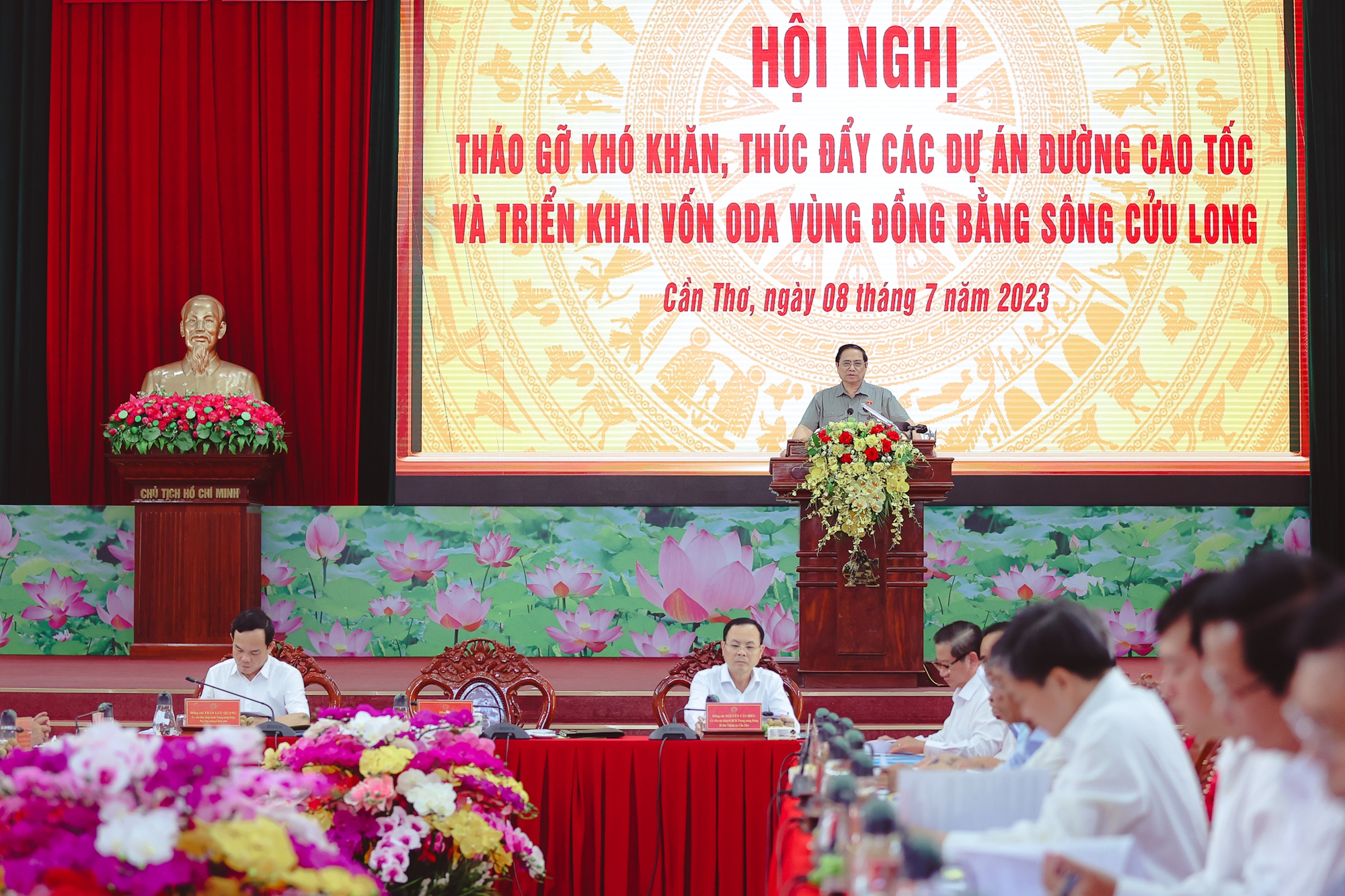 Quang cảnh cuộc l&agrave;m việc - Ảnh: VGP