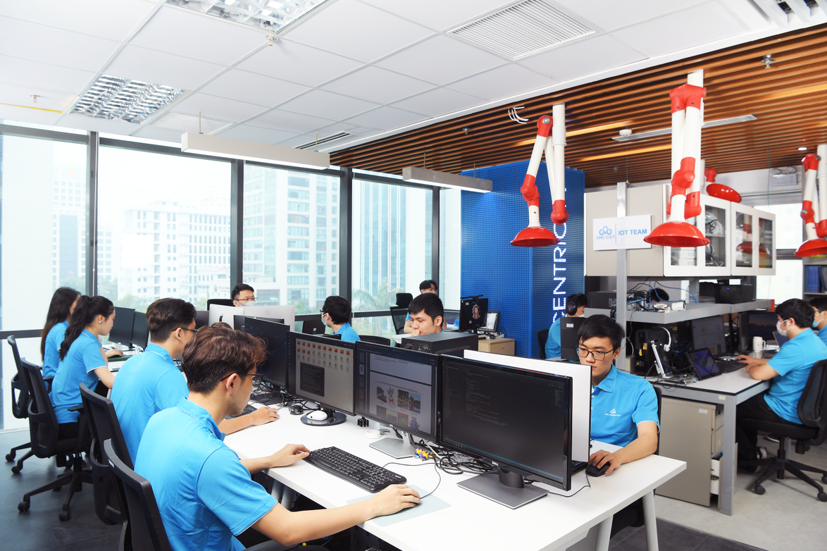 Cơ hội việc làm và thực tập luôn rộng mở với sinh viên CMC nhờ lợi thế đại học trong lòng doanh nghiệp.