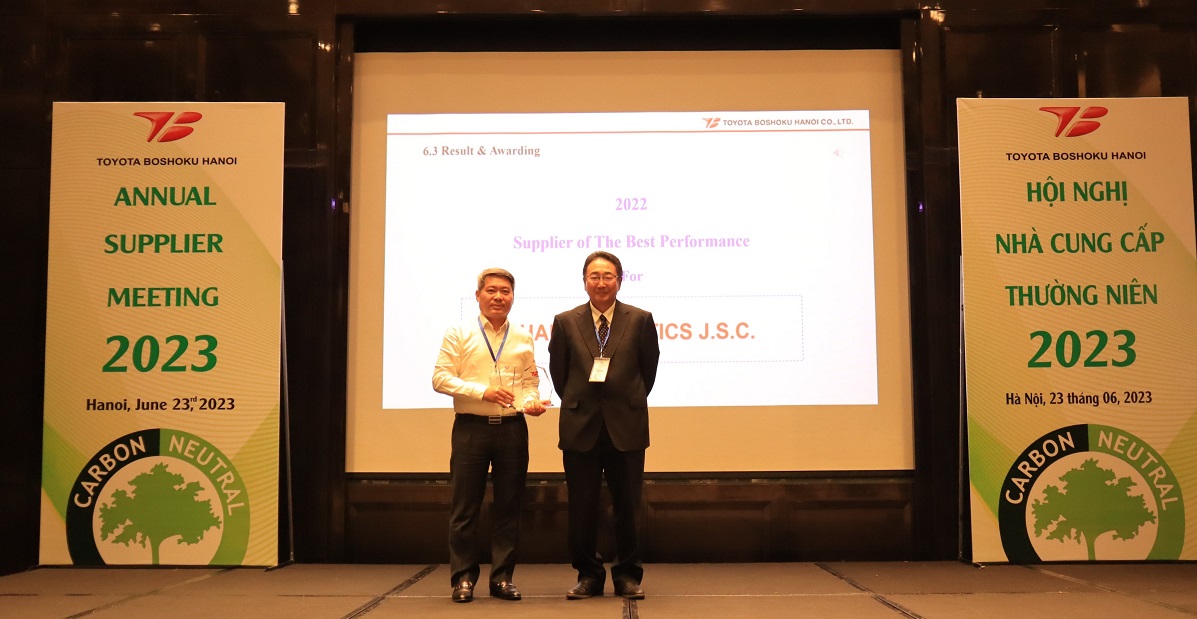 Nhựa H&agrave; Nội đạt giải To&agrave;n diện (Best performance) của Toyota Boshoku.