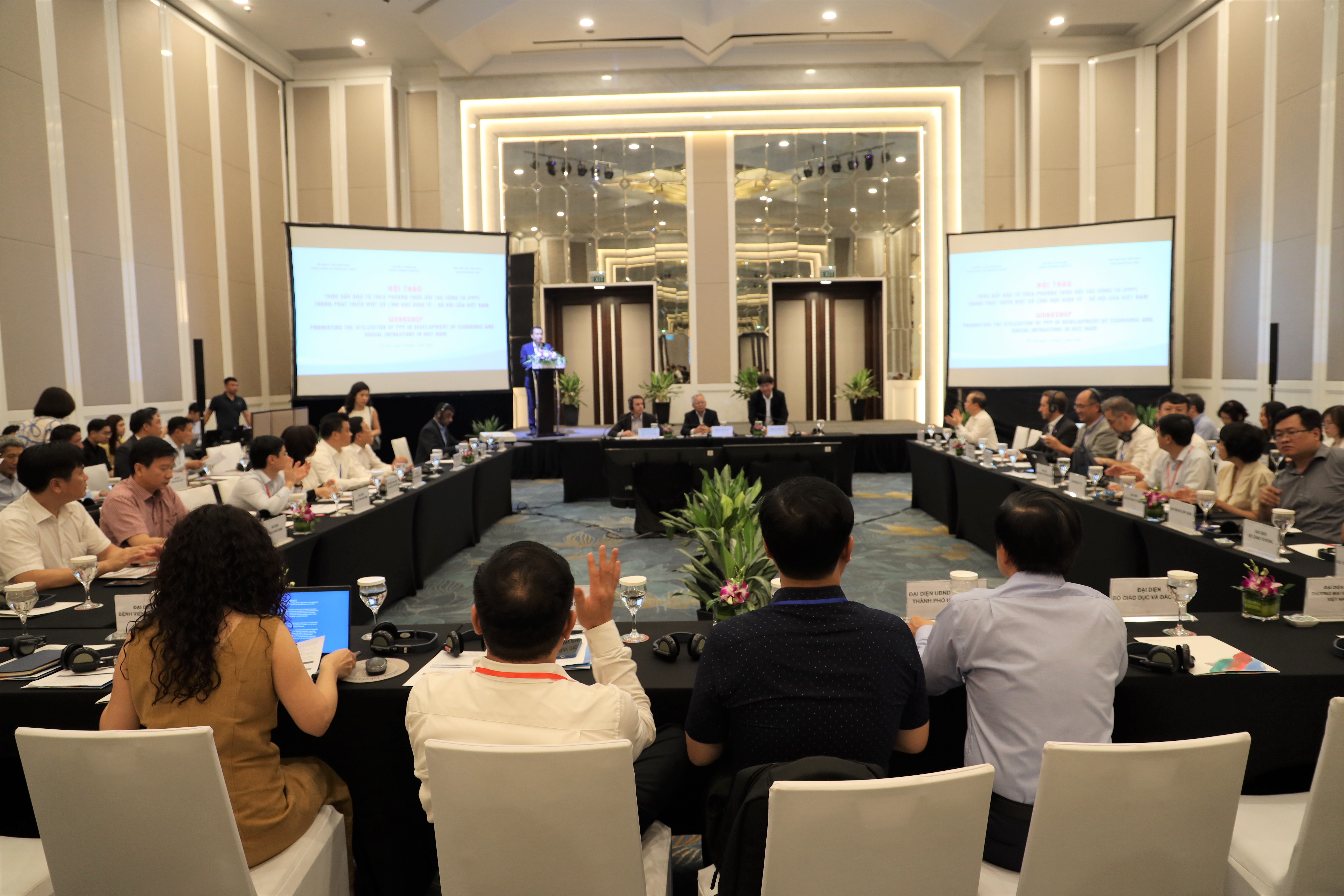 Toàn cảnh Hội thảo “Thúc đẩy đầu tư theo phương thức đối tác công tư (PPP) trong phát triển một số lĩnh vực kinh tế - xã hội của Việt Nam” .