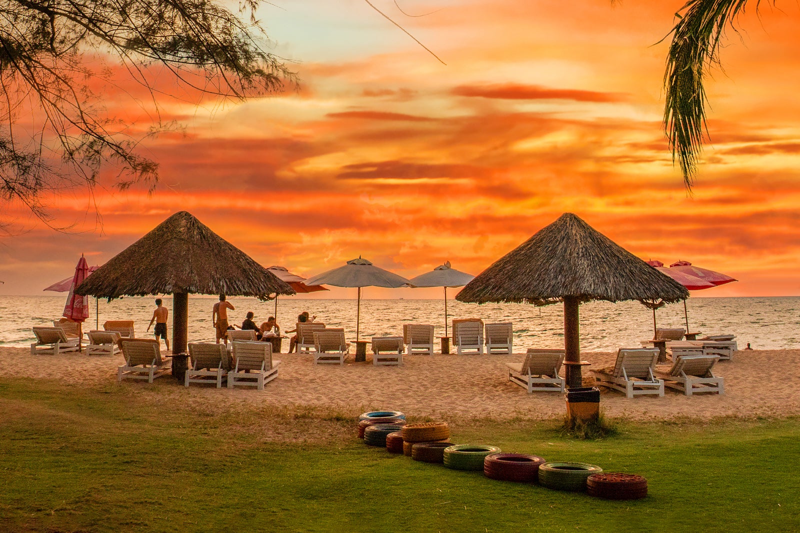 Lượng kh&aacute;ch đến đảo ngọc trong h&egrave; n&agrave;y đ&atilde; ổn định hơn so với dịp nghỉ lễ 30/4 - 1/5.