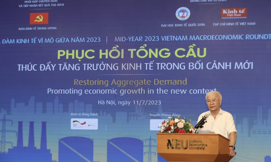 TS Chử Văn Lâm, Tổng biên tập Tạp chí Kinh tế Việt Nam. Ảnh: Việt Dũng.