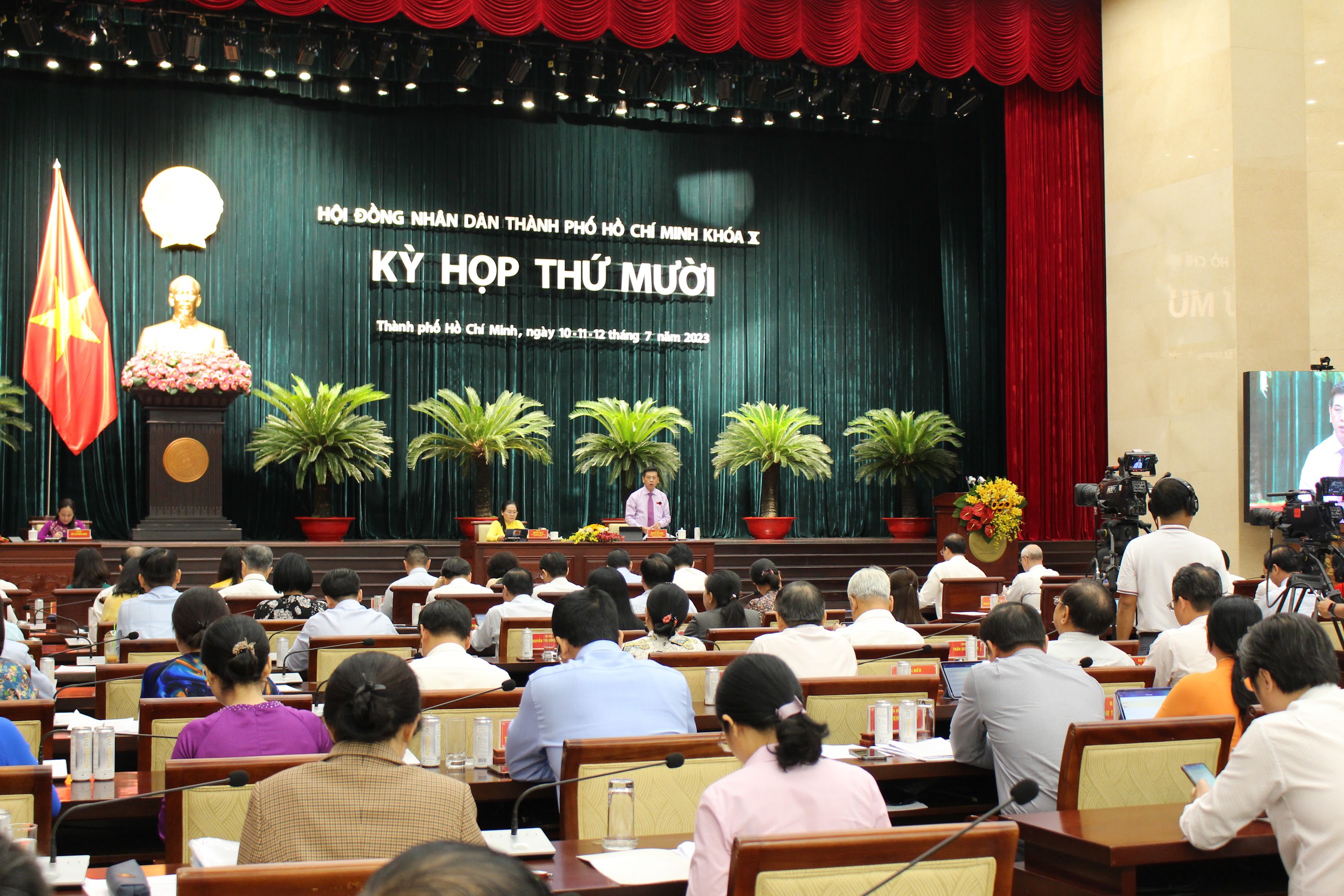 Thông qua 65 nghị quyết quan trọng đối với sự phát triển của TP.HCM