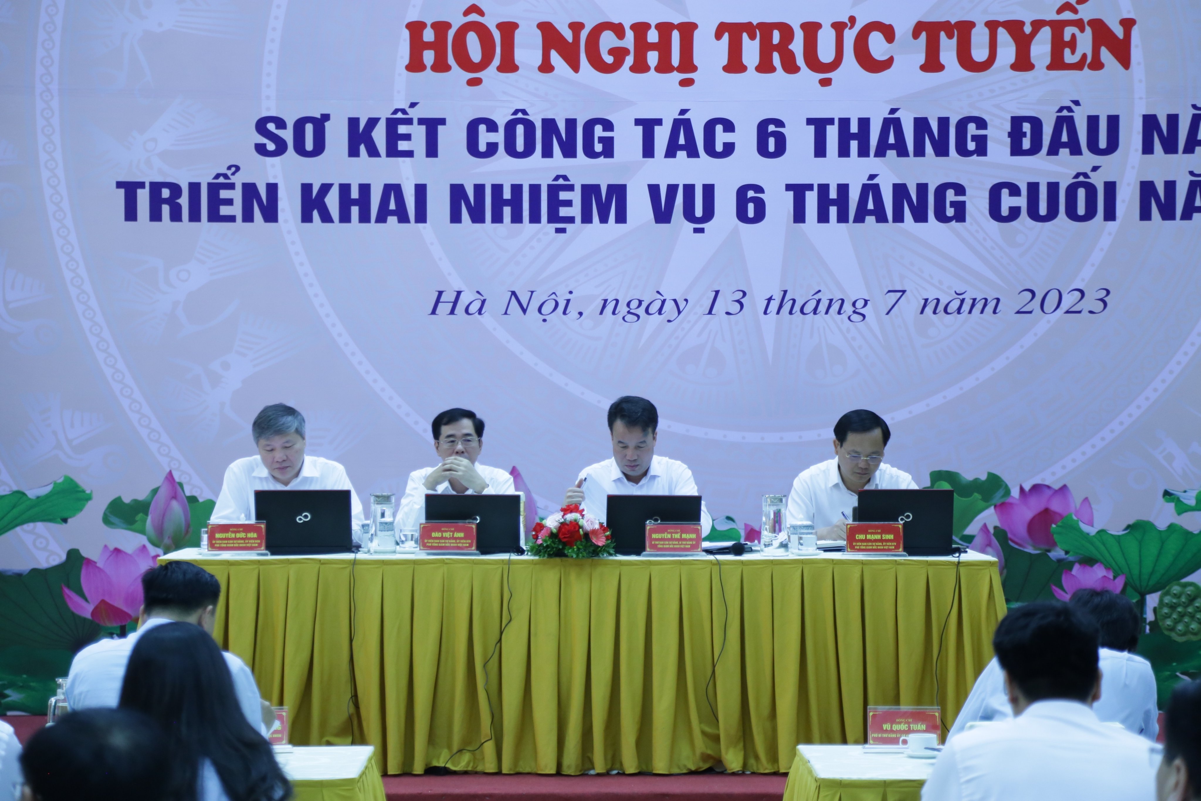 Bảo hiểm x&atilde; hội Việt Nam sơ kết c&ocirc;ng t&aacute;c 6 th&aacute;ng đầu năm.