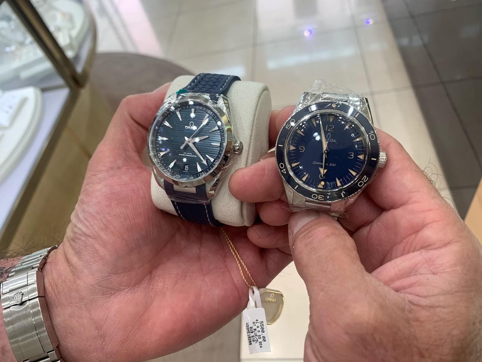 Với riêng Omega, có vẻ những lần tăng giá gần đây không nằm trong chiến lược giữ “quy luật khan hiếm”.