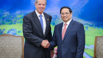 PM suggests that Nebraska boost trade cooperation with Vietnam