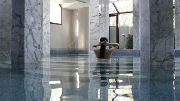 Khi thương hiệu xa xỉ chạy đua với nền kinh tế chăm sóc sức khỏe