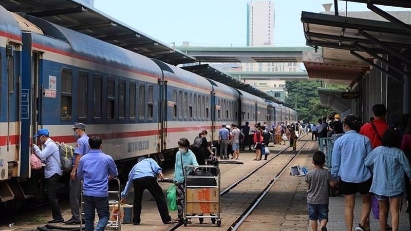 Construction of 2 railway lines to seaports to begin by 2030