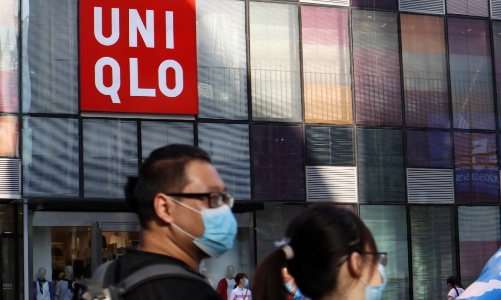 Nhờ đâu Fast Retailing “lội ngược dòng” doanh thu tại Trung Quốc?