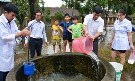 Lên phương án đảm bảo nước sạch, vệ sinh môi trường trong mùa mưa lũ 2023