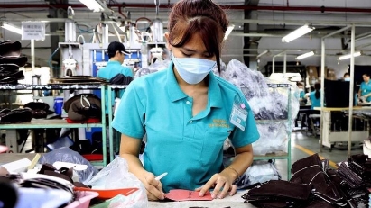 51.2 million people employed in Q2