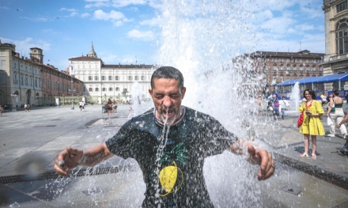 Nắng nóng gay gắt có khiến du khách hủy tour tới châu Âu?