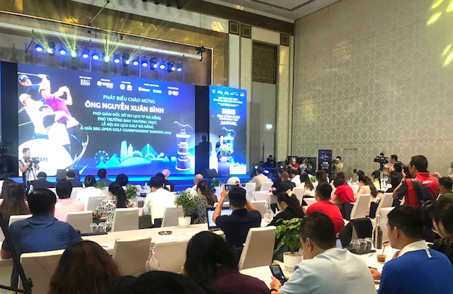 &Ocirc;ng Nguyễn Xu&acirc;n B&igrave;nh, Ph&oacute; trưởng Ban thường trực Ban tổ chức&nbsp; Lễ hội Golf 2023 ph&aacute;t biểu tại họp b&aacute;o