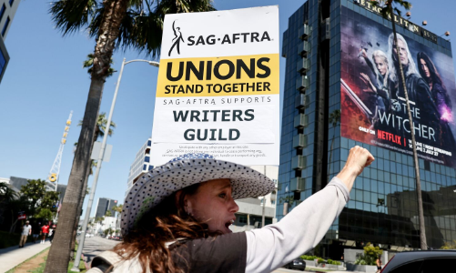 Đình công lớn tại Hollywood: Khi chế tài tụt hậu với tốc độ phát triển của AI