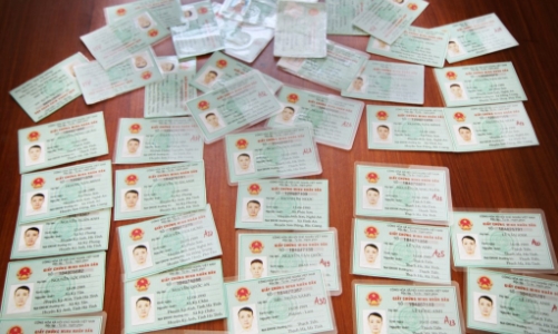 Nghệ An : Công an bắt giữ nhóm đối tượng tiếp tay cho tội phạm hack tài khoản ngân hàng