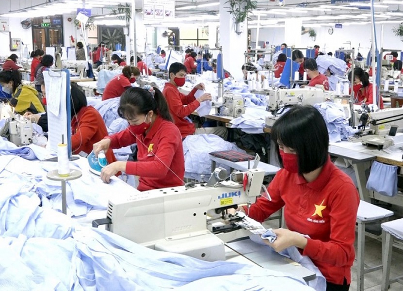 Ngành dệt may đang chịu ảnh hưởng bởi sự sụt giảm đơn hàng từ các thị trường chính như Mỹ, EU.