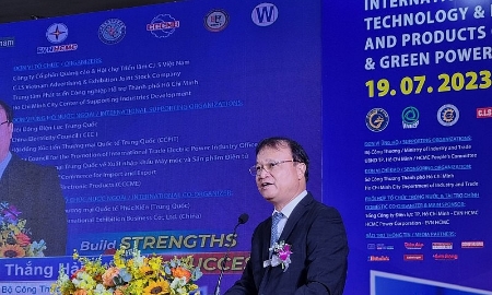 Thứ trưởng Bộ Công Thương Đỗ Thắng Hải phát biểu khai mạc Vietnam ETE 2023 và Enertec Expo 2023 sáng 19/7 tại SECC.