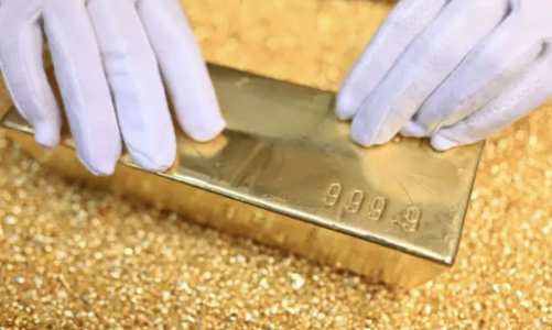 Giá vàng chững ở đỉnh của 2 tháng