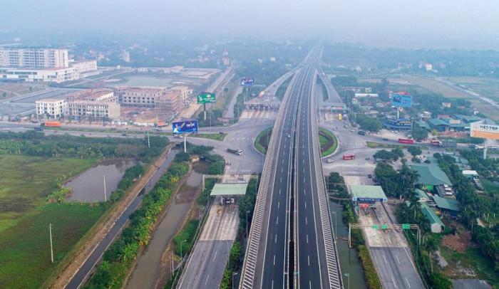 Quốc hội ban hành cơ chế thí điểm để đầu tư cao tốc bằng vốn ngân sách ba địa phương.