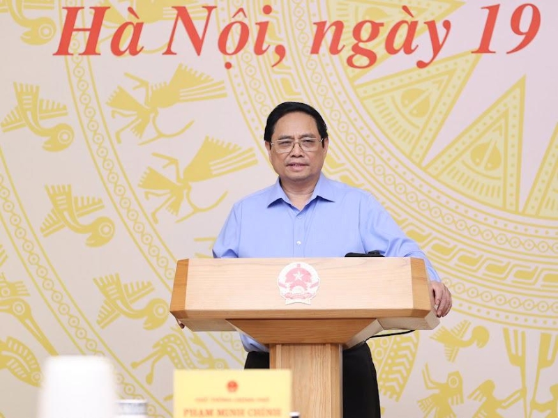 PM seeks continued simplification of admin procedures