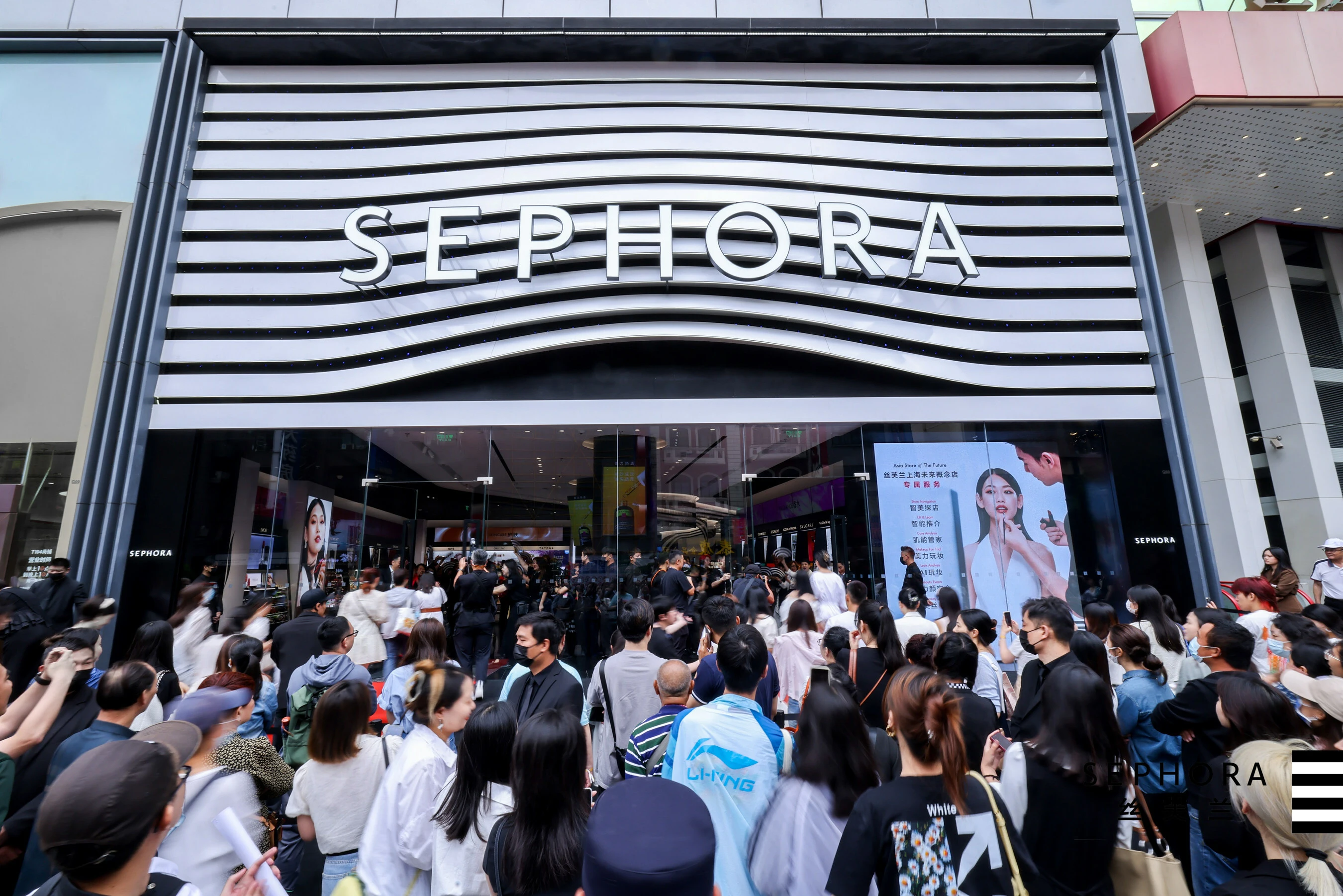 Thị trường Trung Quốc là cốt lõi để Sephora đạt được mục tiêu 20 tỷ Euro doanh thu toàn cầu hàng năm trong khoảng 5 năm tới.