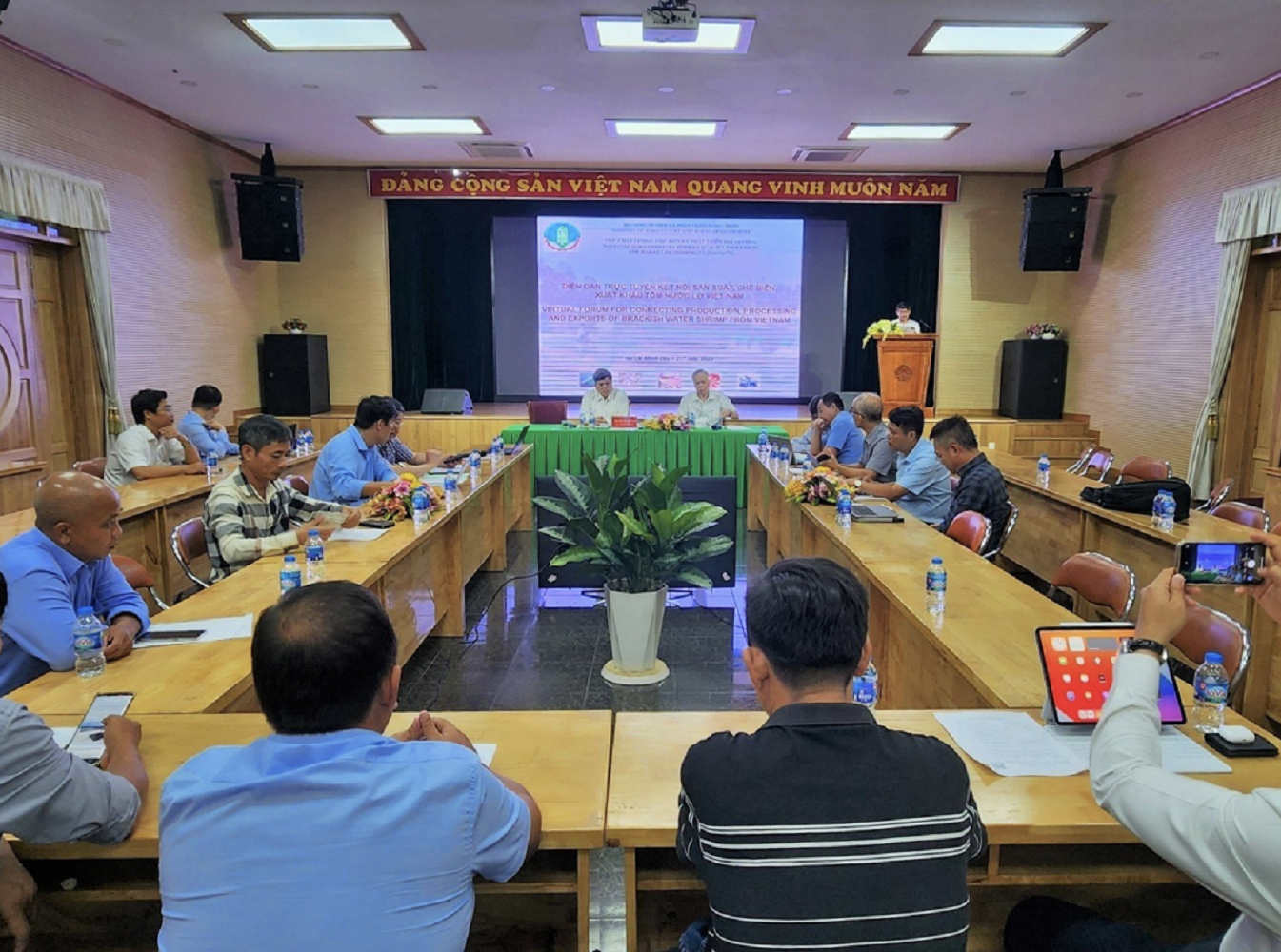 Điểm cẩu chính của diễn đàn tại TP.HCM.