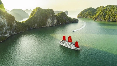 Quang Ninh posts 1H tourism revenue of $703mln