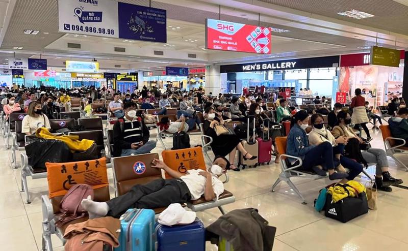 Hãng hàng không có trách nhiệm thông báo ngay cho hành khách về việc thay đổi thời gian khởi hành của chuyến bay.