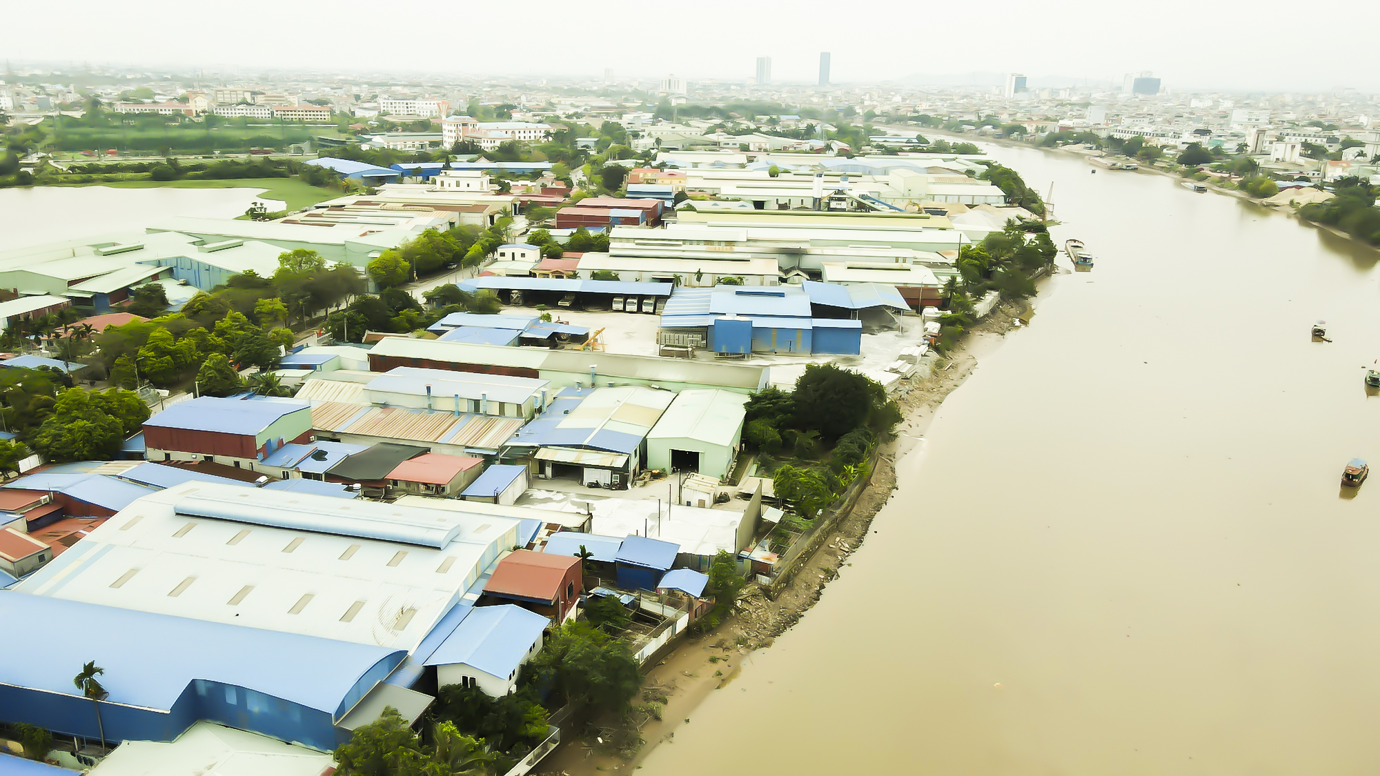 Hải Phòng muốn xử lý dứt điểm vi phạm đê điều trong tháng 8/2023