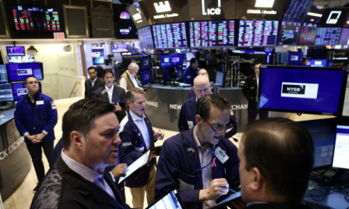 Dow Jones tăng phiên thứ 11 liên tiếp, giá dầu đạt đỉnh 3 tháng nhờ tin từ Trung Quốc