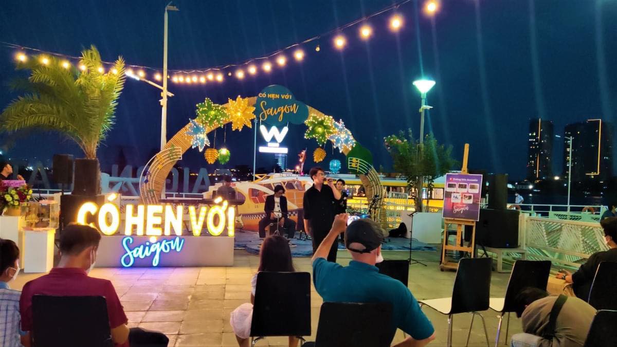 Lễ hội Sông Nước TP.HCM có điểm nhấn là chương trình biểu diễn nghệ thuật và đa dạng các hoạt động hưởng ứng khác. Ảnh: Ảnh: Chim Cánh Cụt Travel.