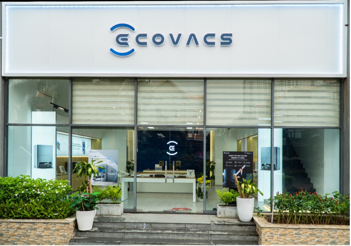 Ecovacs Robotics opens first robotic vacuum cleaner store in Vietnam -  Vietnam Economic Times