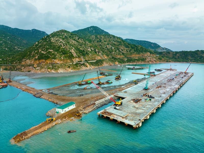 Nhiều dự án giao thông, hạ tầng có quy mô lớn, có tính lan tỏa trên địa bàn tỉnh Ninh Thuận được tập trung thúc đẩy để thu hút các nhà đầu tư lớn.