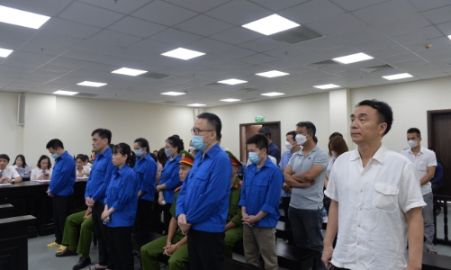 Vụ án 9,4 triệu sách giáo khoa giả: Ông Trần Hùng lĩnh 9 năm tù vì nhận 300 triệu đồng