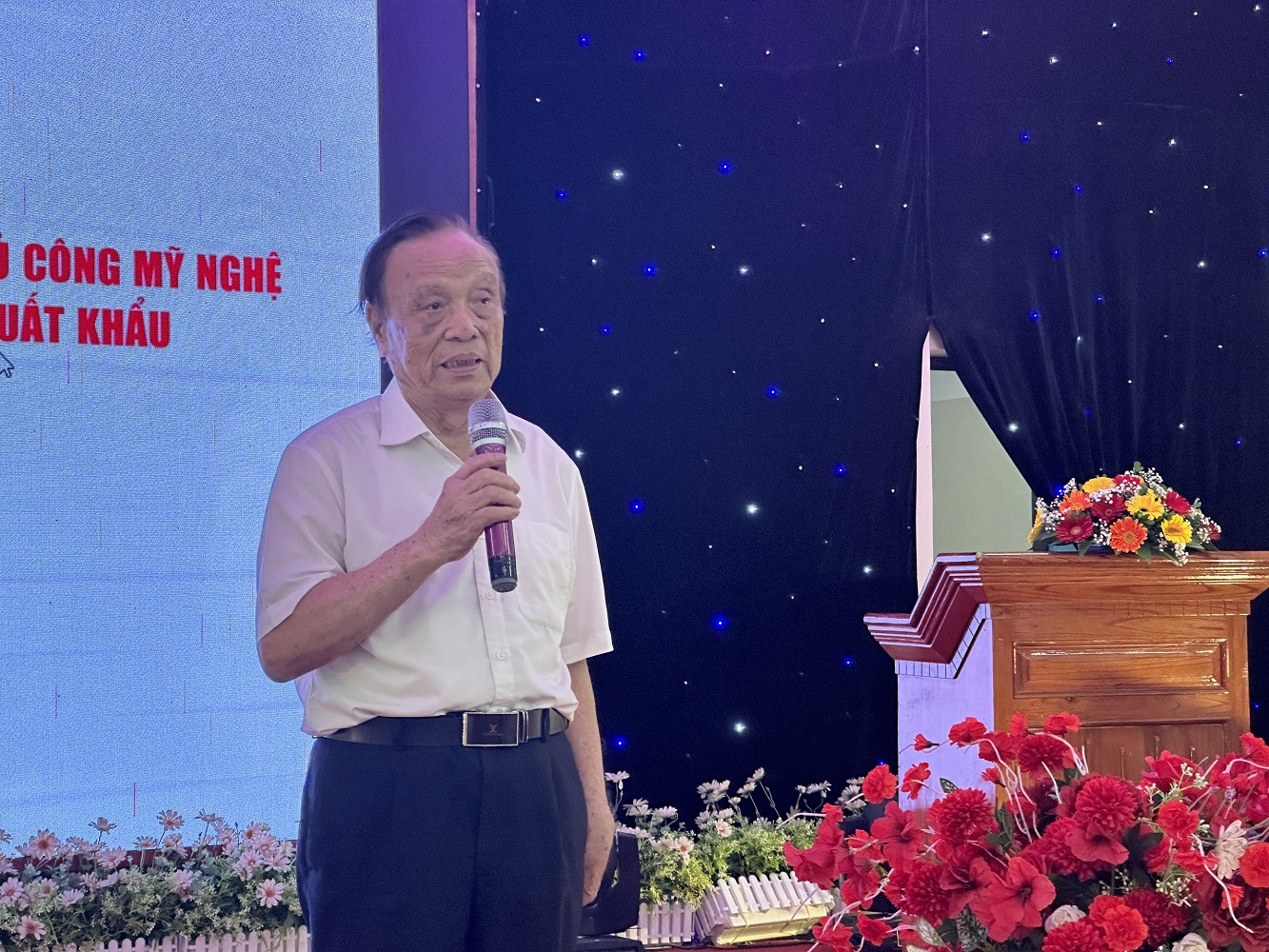Ông Lưu Duy Dần.