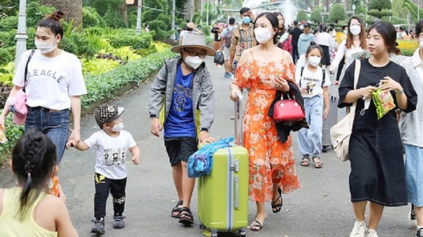 Nhu cầu tiêu dùng tăng cao vào mùa du lịch đẩy CPI tháng 7 tăng 0,45%