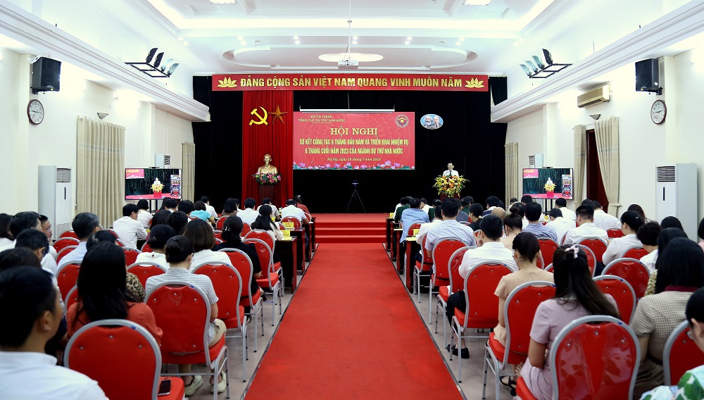 Toàn cảnh hội nghị.