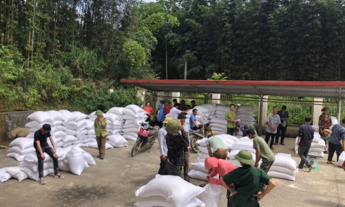 Dự trữ quốc gia xuất cấp hàng hóa trị giá 886 tỷ hỗ trợ các địa phương khó khăn và viện trợ Cuba