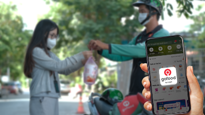 Gojek partners with MoMo to offer on-demand food delivery