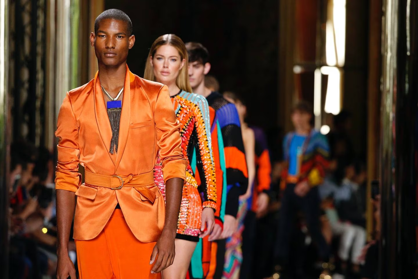 Thương hiệu&nbsp;Balmain cũng c&oacute; thể hưởng lợi từ quan hệ đối t&aacute;c Mayhoola - Kering nếu Mayhoola trở th&agrave;nh cổ đ&ocirc;ng của Kering.