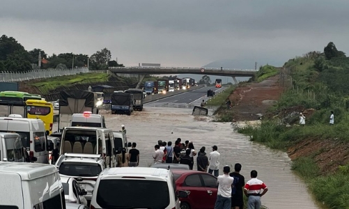 Yêu cầu xử lý triệt để tình trạng ngập nước trên cao tốc Phan Thiết – Dầu Giây