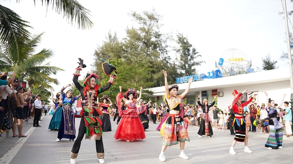 Doanh thu du lịch của Thanh Hóa tăng cao