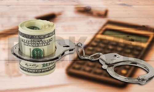 Giám đốc bệnh viện gian lận bảo hiểm y tế do áp lực nguồn thu