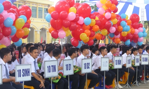 Học sinh tựu trường trước 1 tuần so với ngày khai giảng 5/9