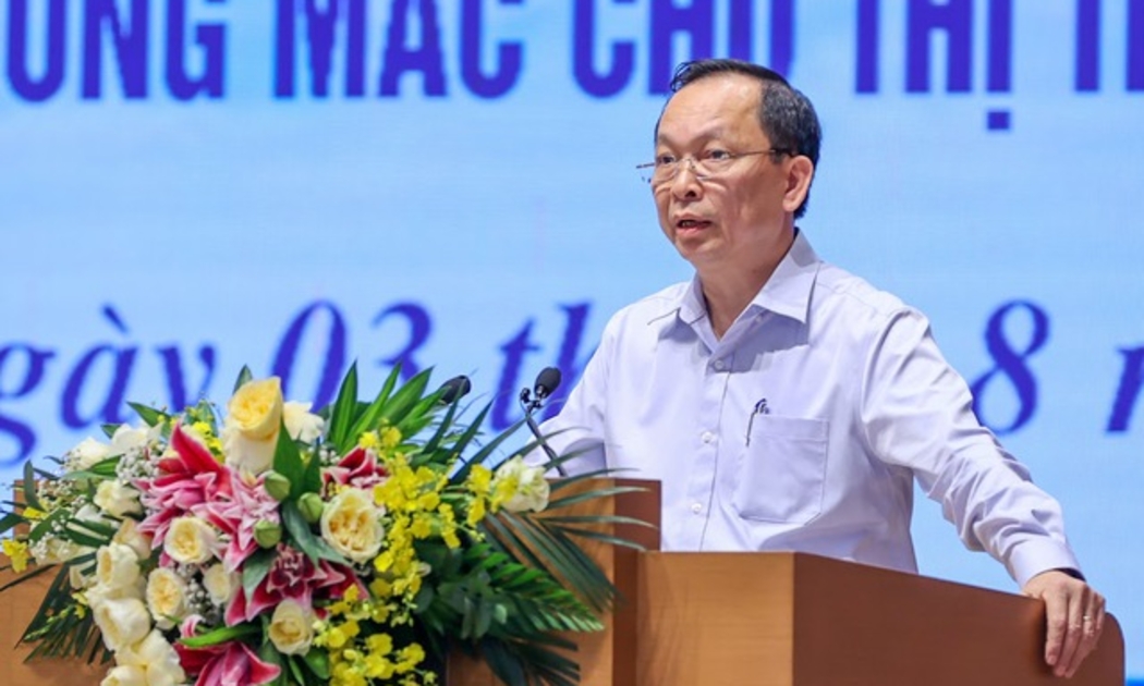 Phó Thống đốc Ngân hàng Nhà nước Việt Nam Đào Minh Tú báo cáo tại Hội nghị - Ảnh: VGP/Nhật Bắc.