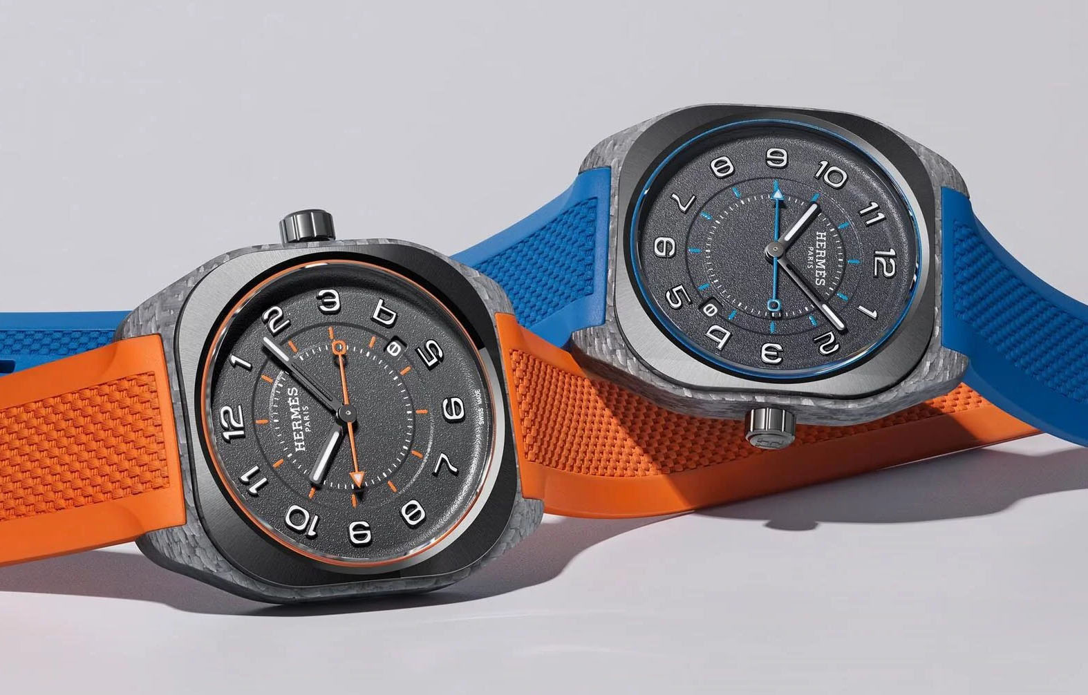 Để xoa dịu những khách hàng siêu giàu chờ lâu mới mua được túi da, Hermès  cố gắng thu hút họ mua khăn lụa, đồng hồ và các sản phẩm làm đẹp.