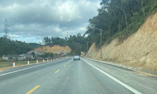 Nợ đọng xây dựng cơ bản hơn 133 tỷ đồng, dự án cải tạo Quốc lộ 4A qua tỉnh Lạng Sơn bị kéo dài 